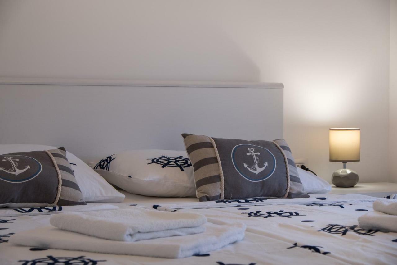 Apartman Filip มาลีโลชินจ์ ภายนอก รูปภาพ