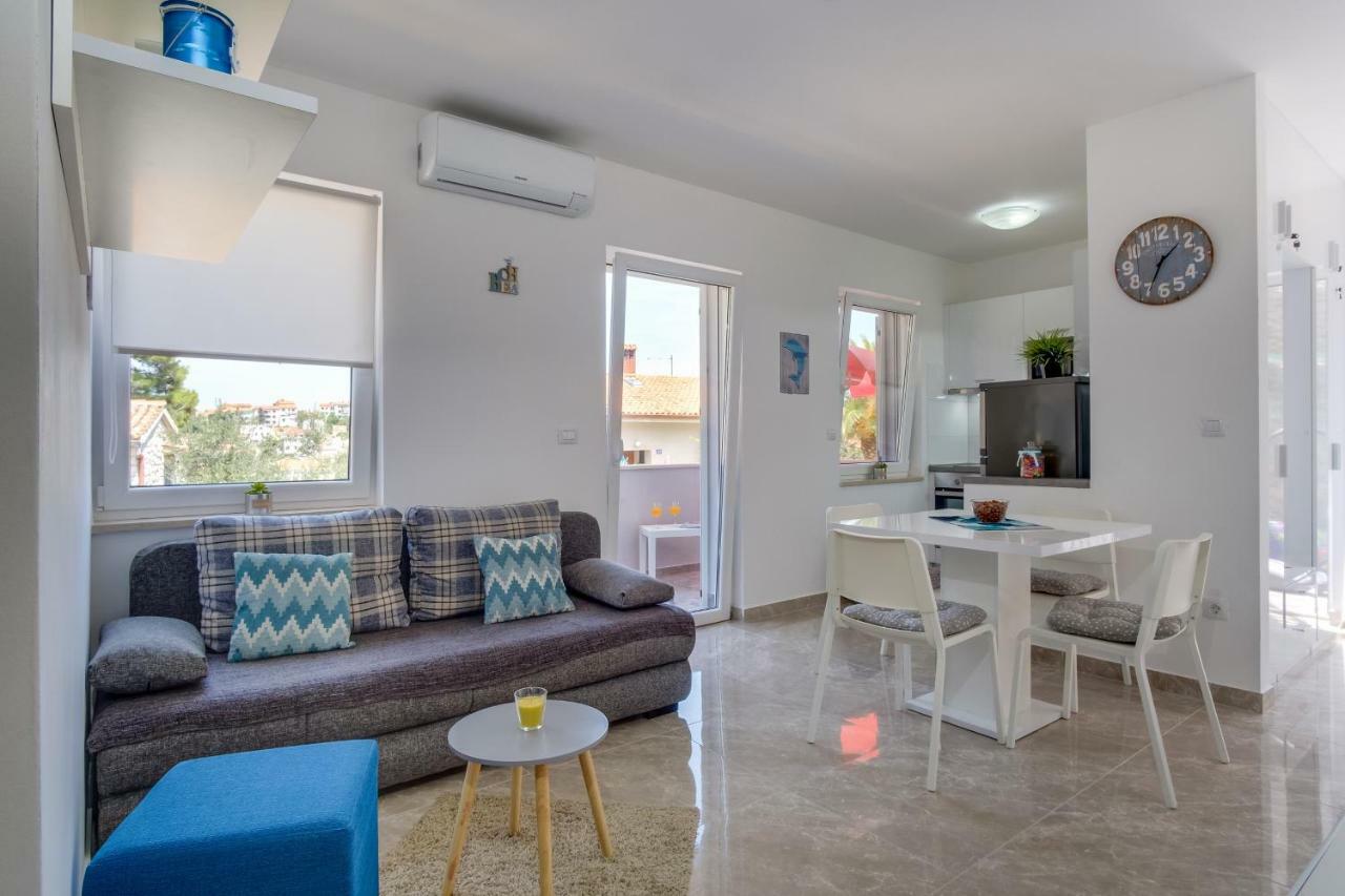 Apartman Filip มาลีโลชินจ์ ภายนอก รูปภาพ