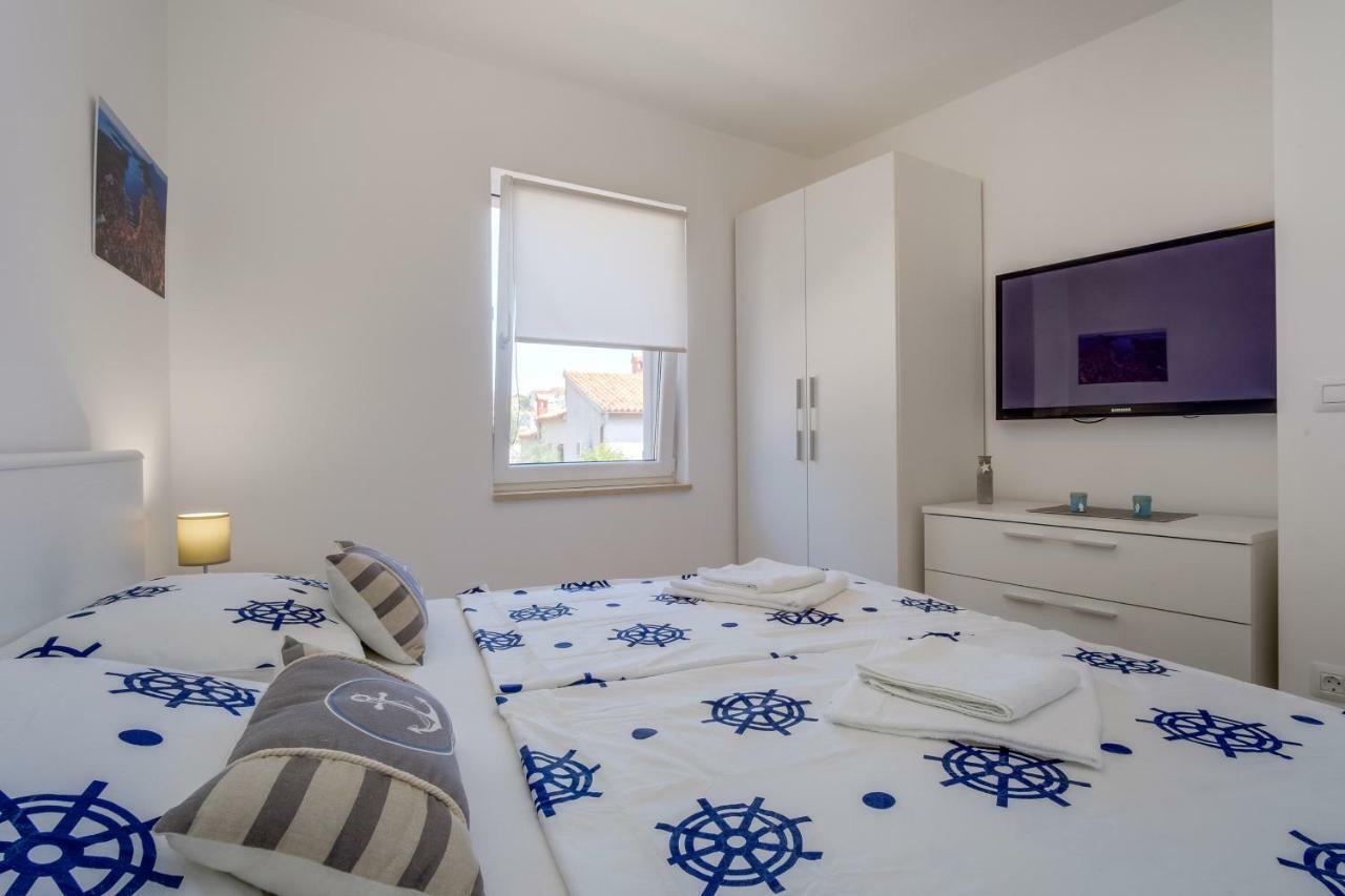 Apartman Filip มาลีโลชินจ์ ภายนอก รูปภาพ